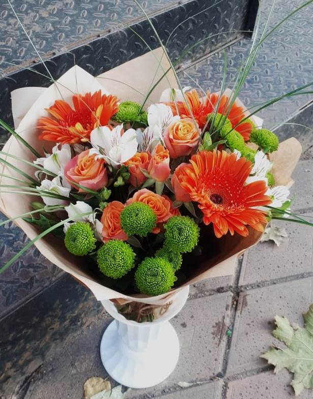 Букет цветов из: Герберы, Хризантемы, Альстромерии и Розы в Нагорное