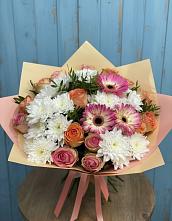 Букет цветов из:  Розы, Герберы и Хризантемы в Нагорное