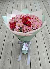 Букет цветов из:  Альстромерии #REPLACE_PRED# Нагорное