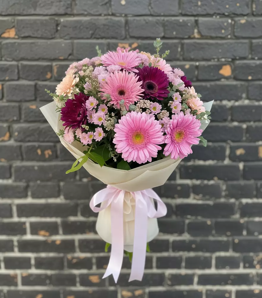 Букет цветов из: Герберы и Хризантемы в Нагорное
