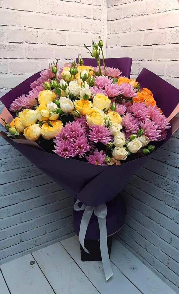 Букет цветов из: Хризантемы и Розы в Нагорное