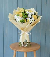 Букет цветов из:  Хризантемы и Розы в Нагорное