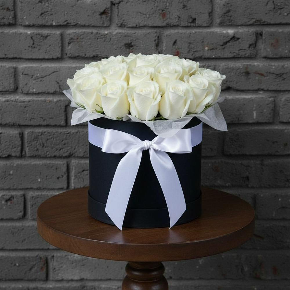 Цветочная композиция из Розы в шляпной коробке в Нагорное