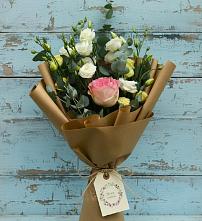 Букет цветов из:  Розы и Лизиантусы в Нагорное