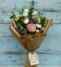 Букет цветов из:  Розы и Лизиантусы в Нагорное
